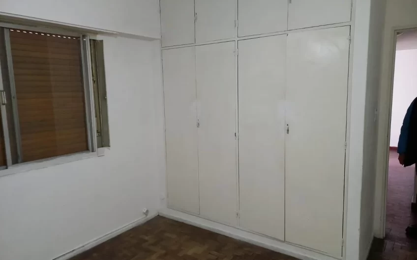 Departamento en Edificio Inmejorable Ubicacion, Venta, Lanus Este