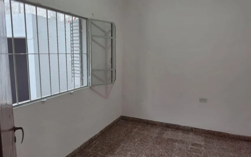 PH Interno con 1 Dormitorio en Venta, Lanús