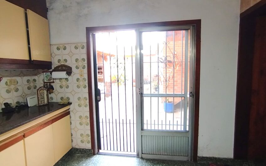 Casa en venta, Lanús APTO CREDITO