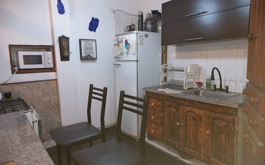 Venta en Block con Dos Galpones en Lanús